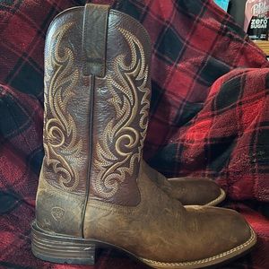 Ariat size 9D boots